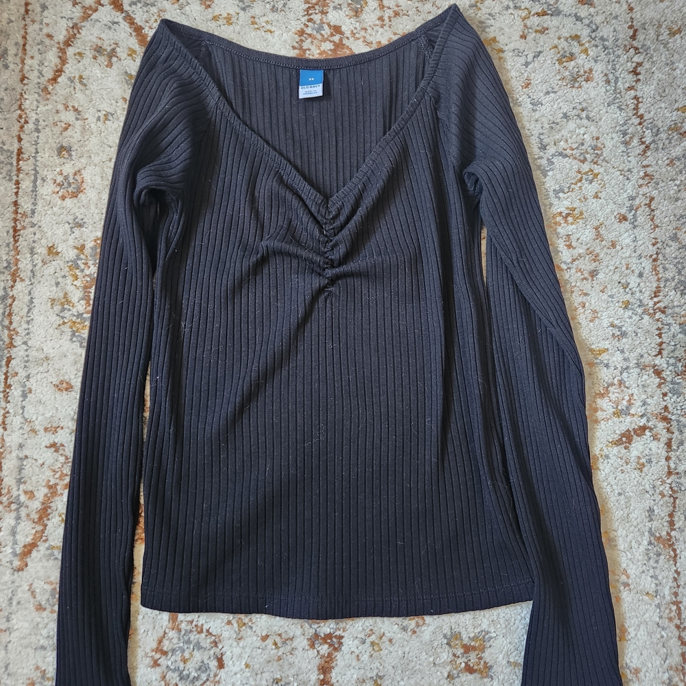 Old Navy Black Ribbed V-Neck Long-Sleeve Top